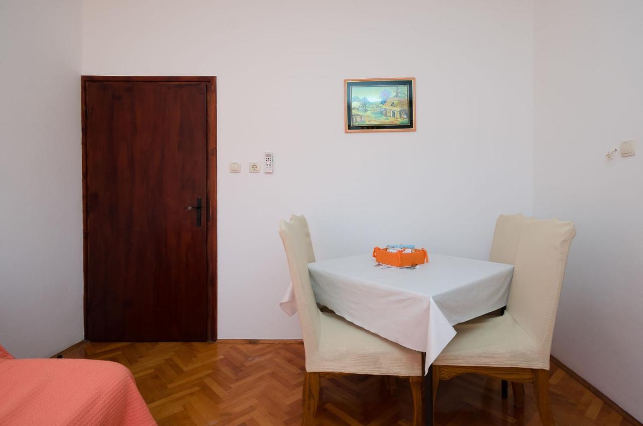 Apartments Mirjana B ロパール エクステリア 写真