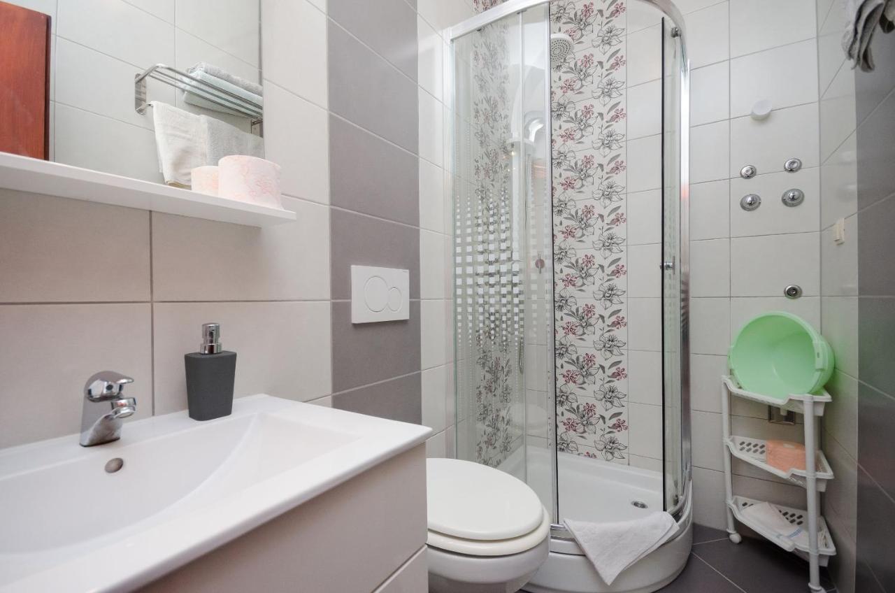 Apartments Mirjana B ロパール エクステリア 写真