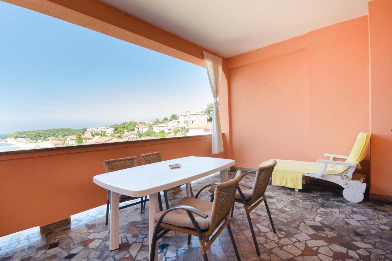 Apartments Mirjana B ロパール エクステリア 写真